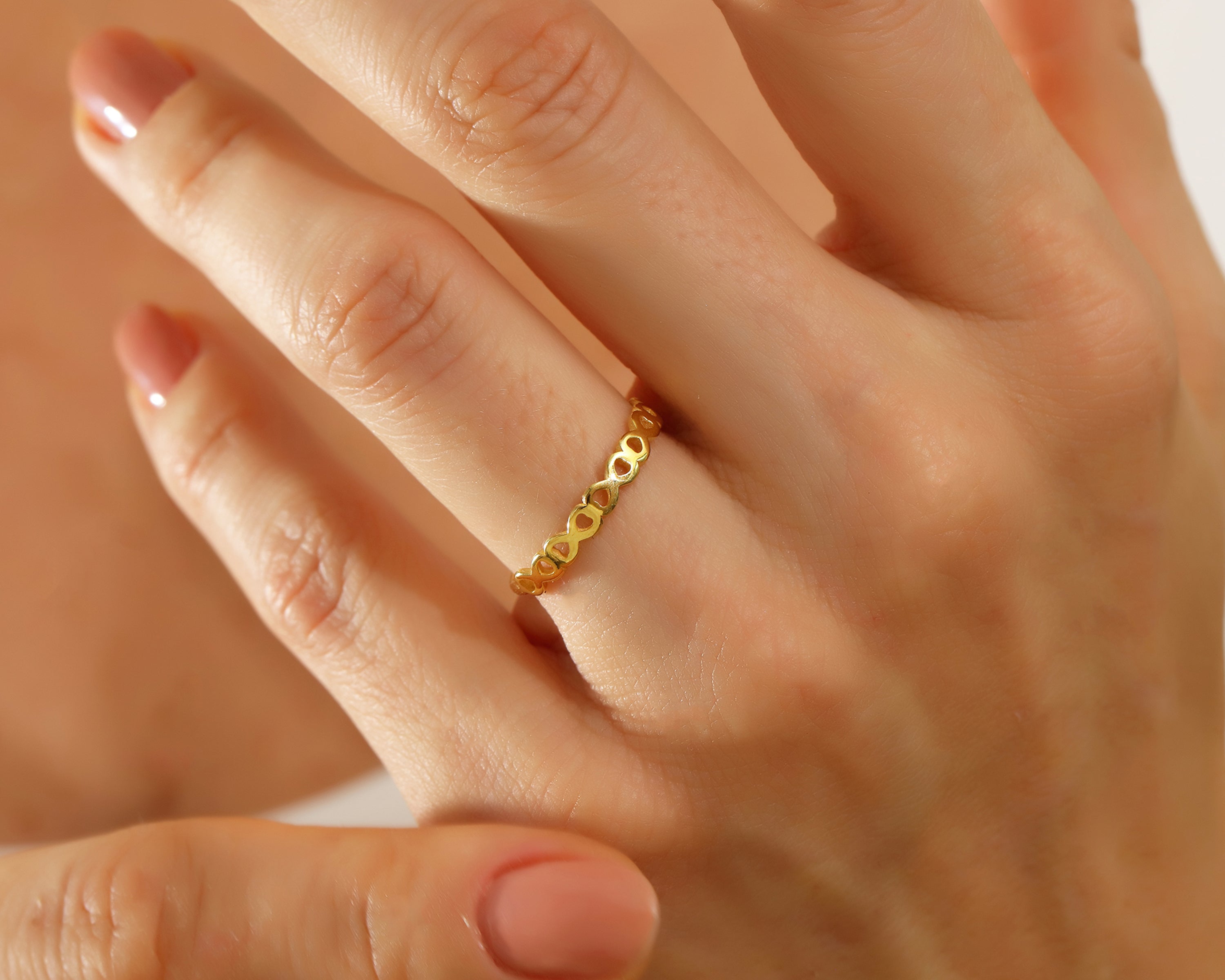 Infinity Loop Ring
