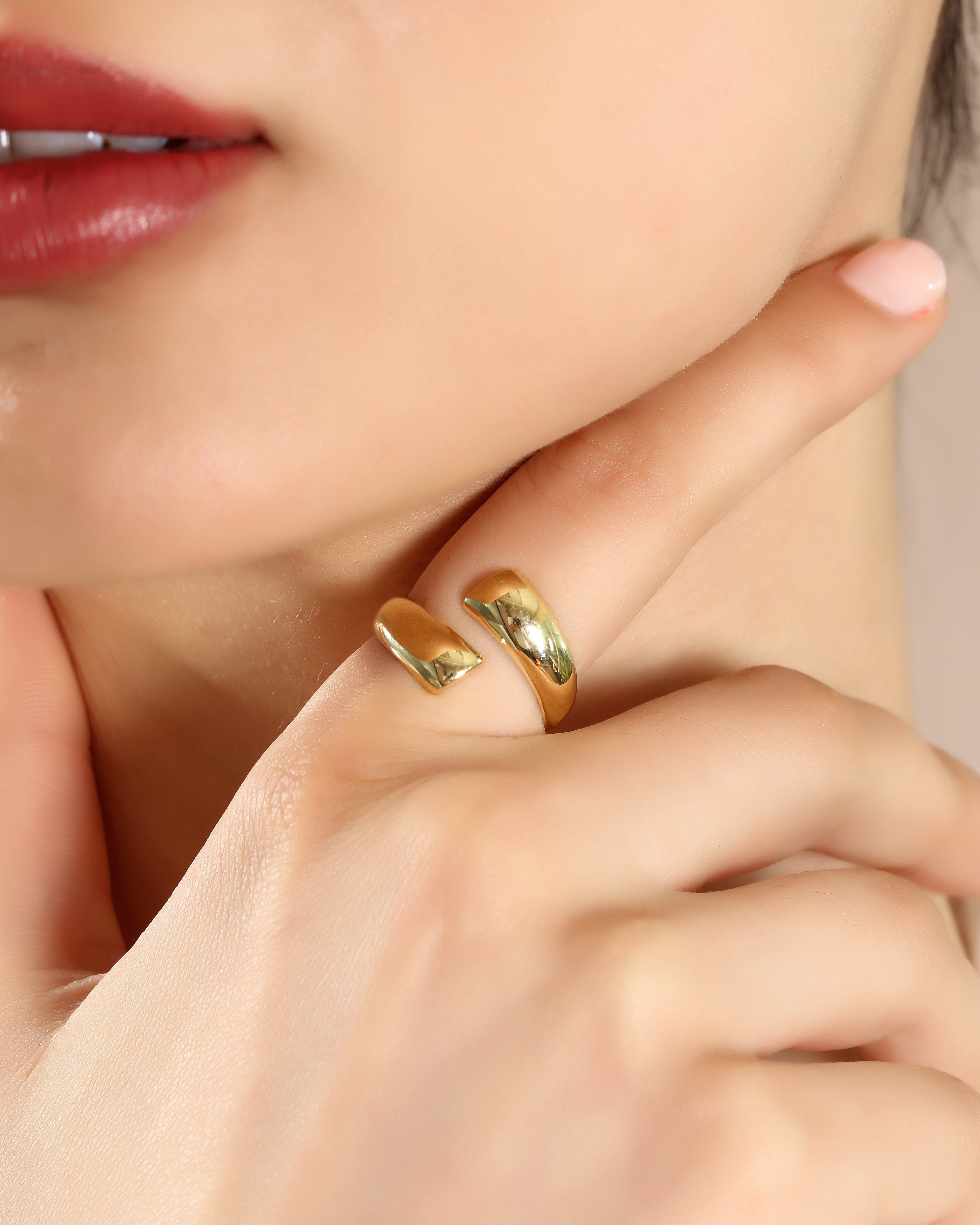 Minimalist Teardrop Wrap Ring