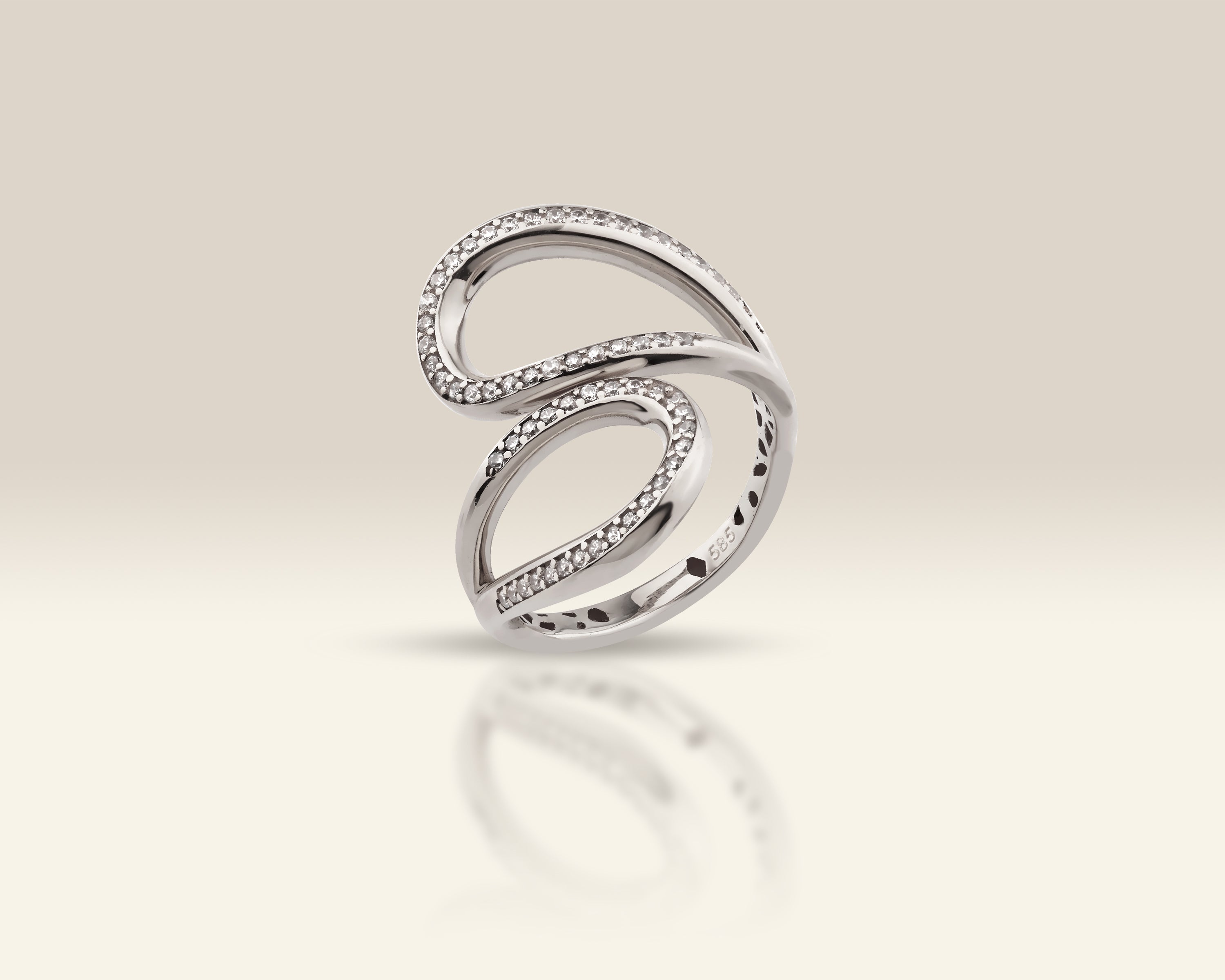 Dainty Bypass Teardrop Ring