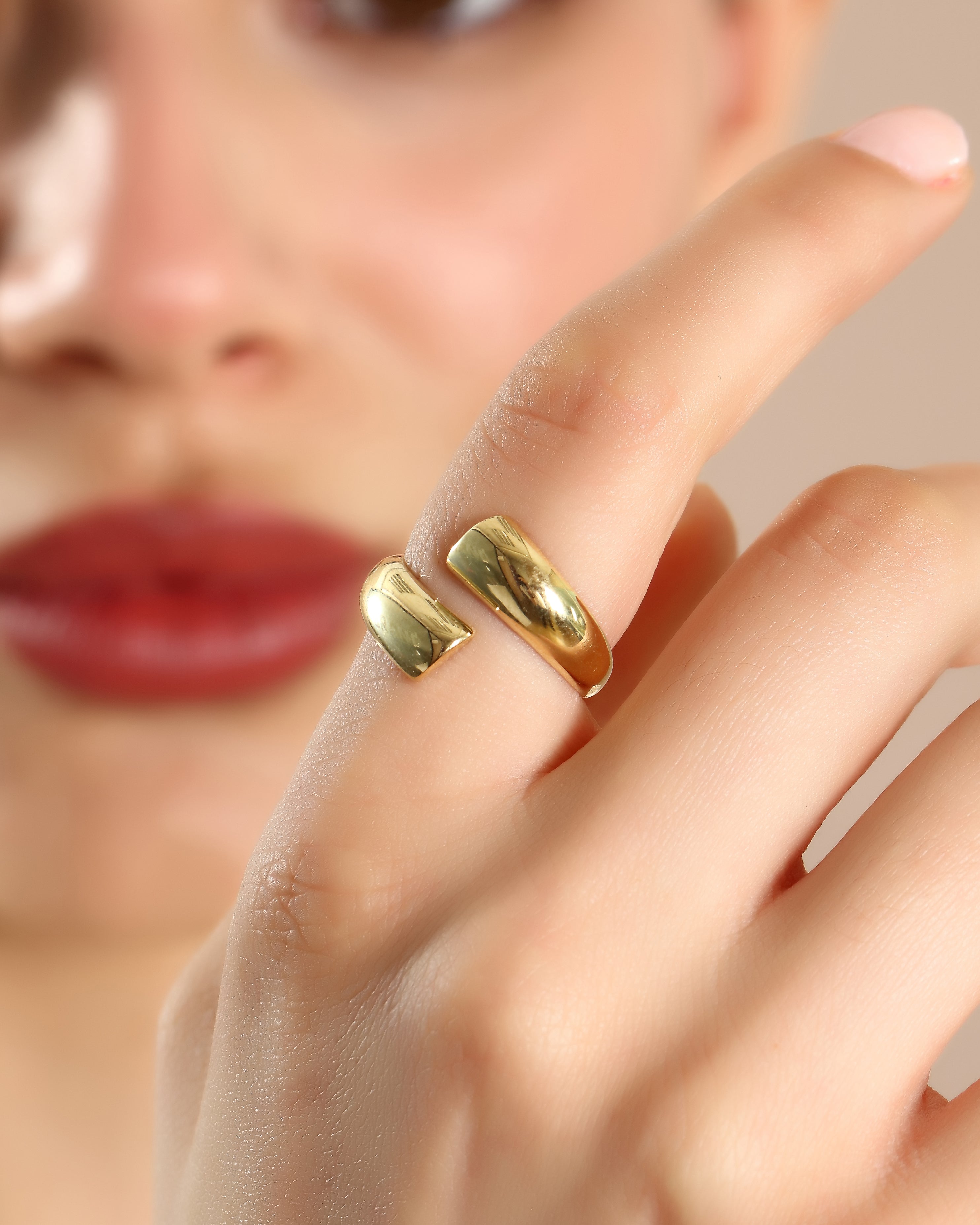 Minimalist Teardrop Wrap Ring