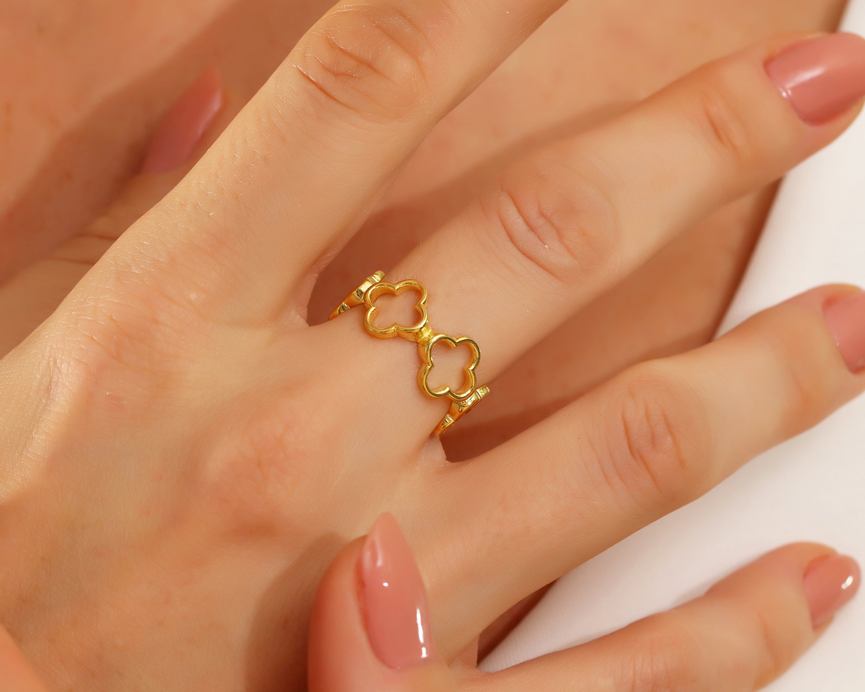Four Leaf Clover Solid Gold Ring